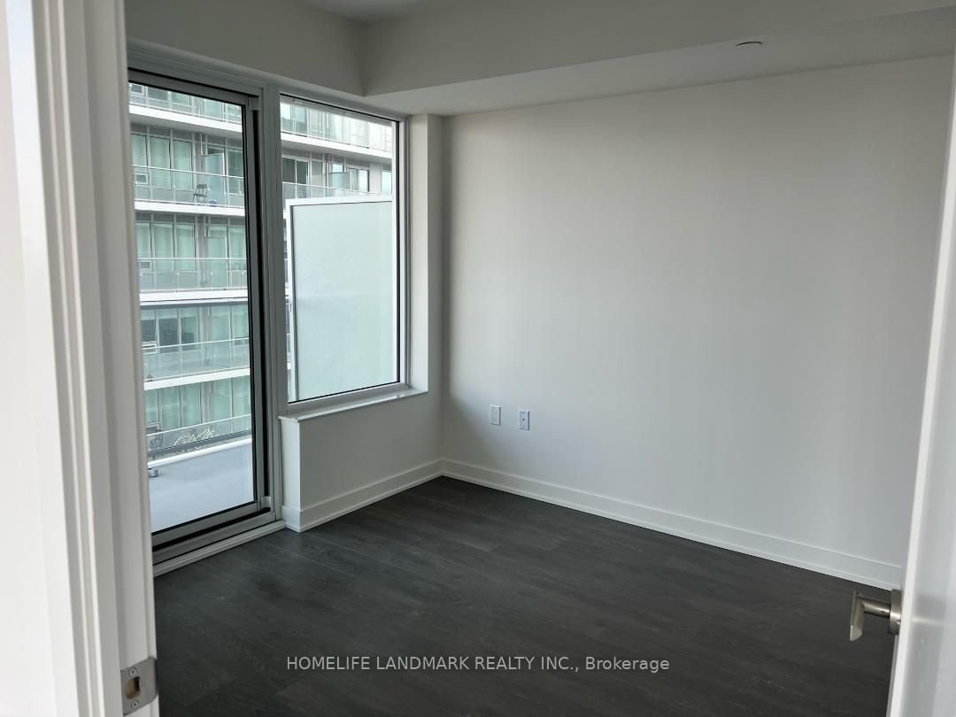 99 Broadway Ave, unit 2704 for rent - image #3