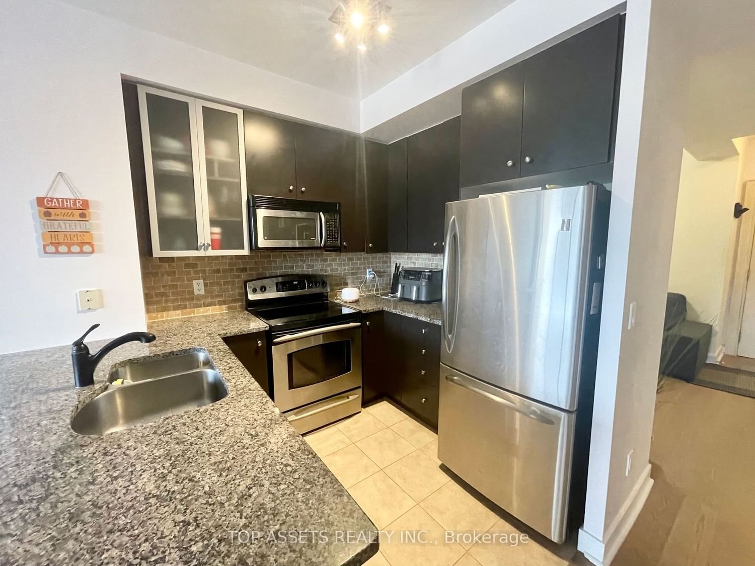 438 King St W, unit 1108 for rent - image #4