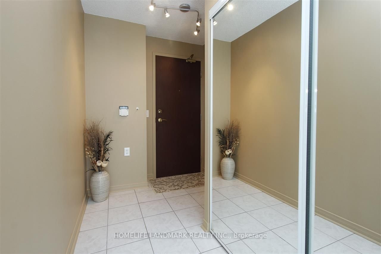 22 Olive Ave, unit 2011 for rent - image #5