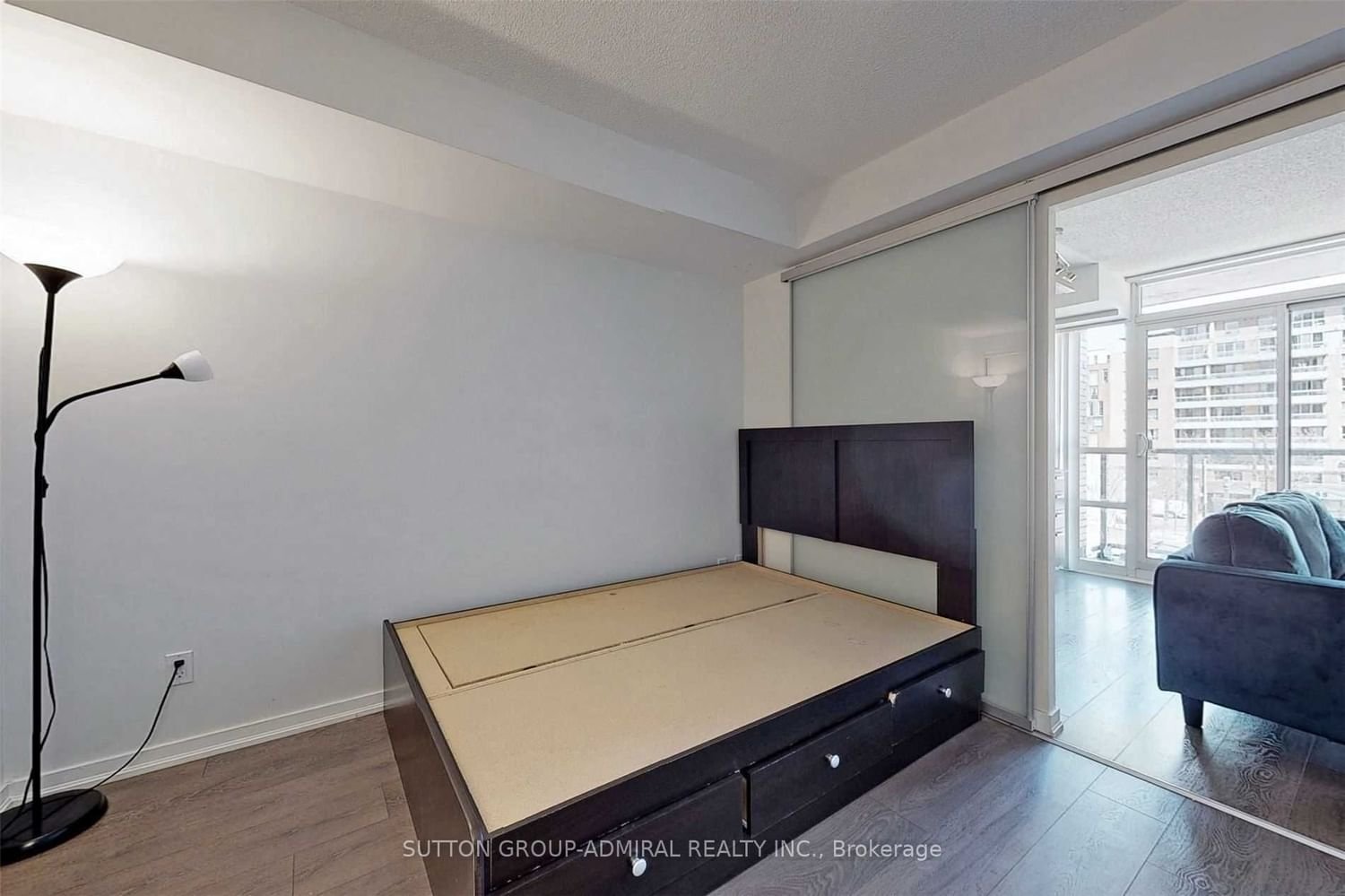 68 Abell St, unit 840 for rent - image #15