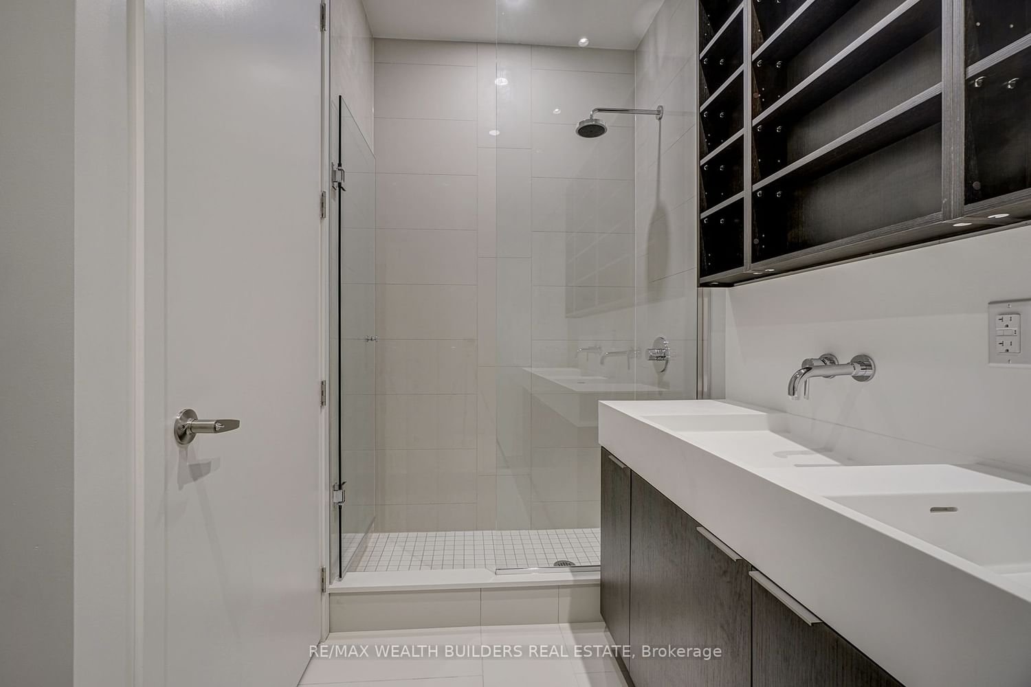 15 Lower Jarvis St, unit 4201 for rent - image #12