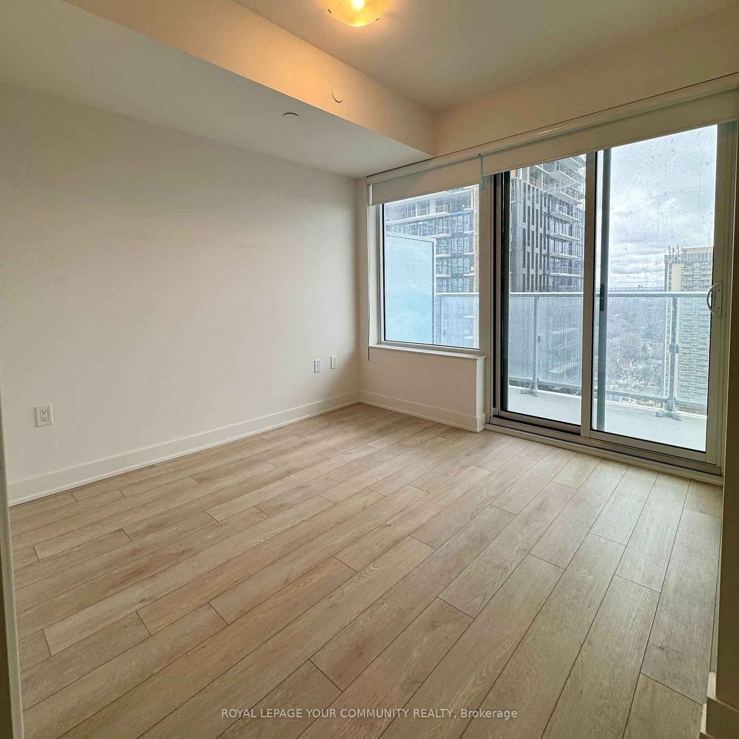 99 Broadway Ave, unit 2303 for rent - image #10