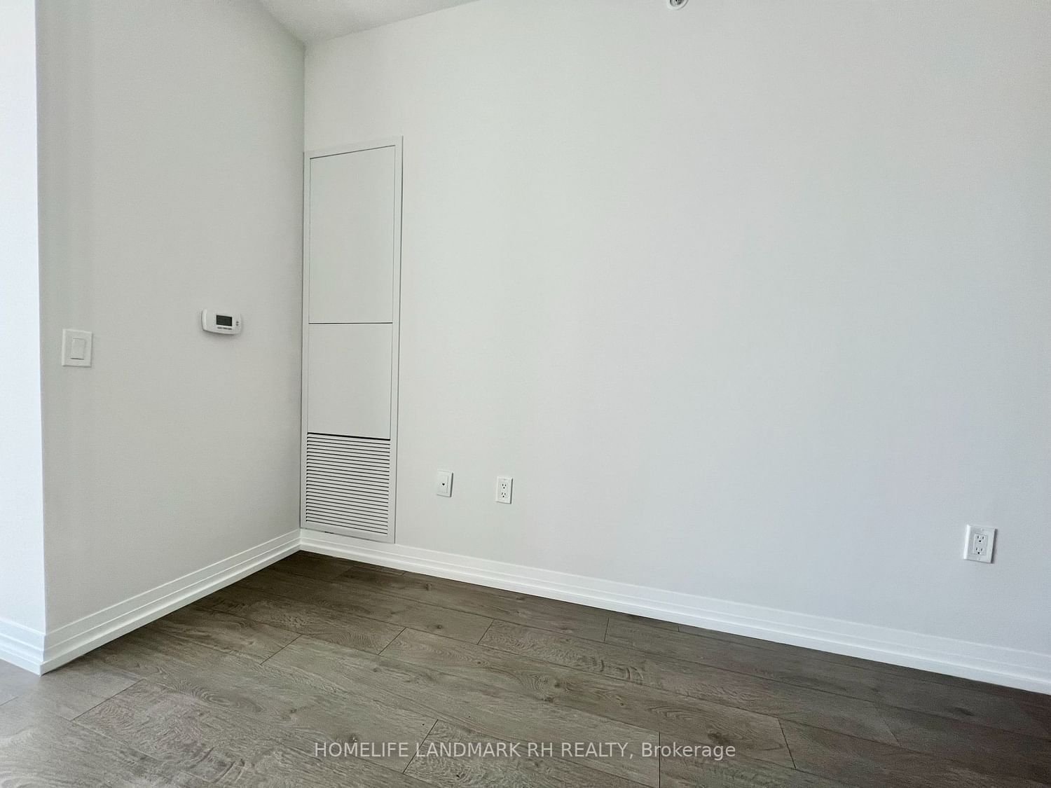 251 Jarvis St, unit 1118 for rent - image #5