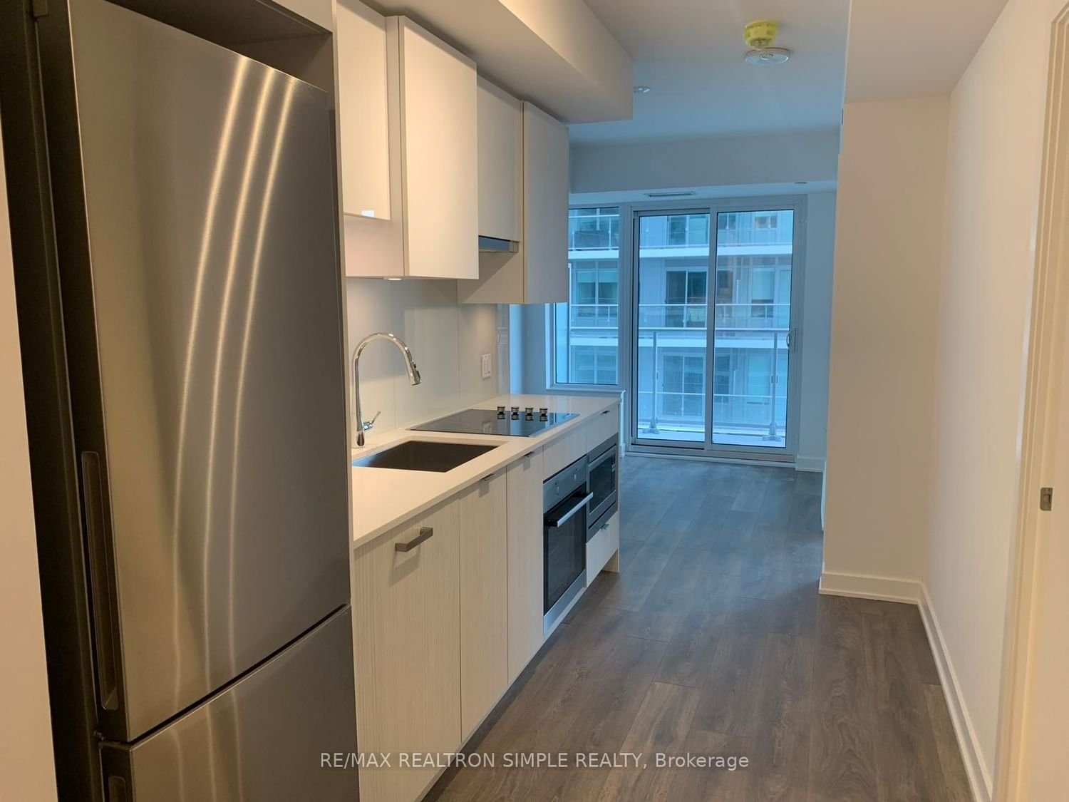 195 Redpath Ave, unit 2802 for rent - image #3