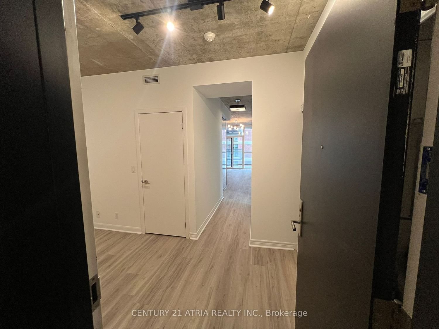 478 King St W, unit 302 for rent - image #5