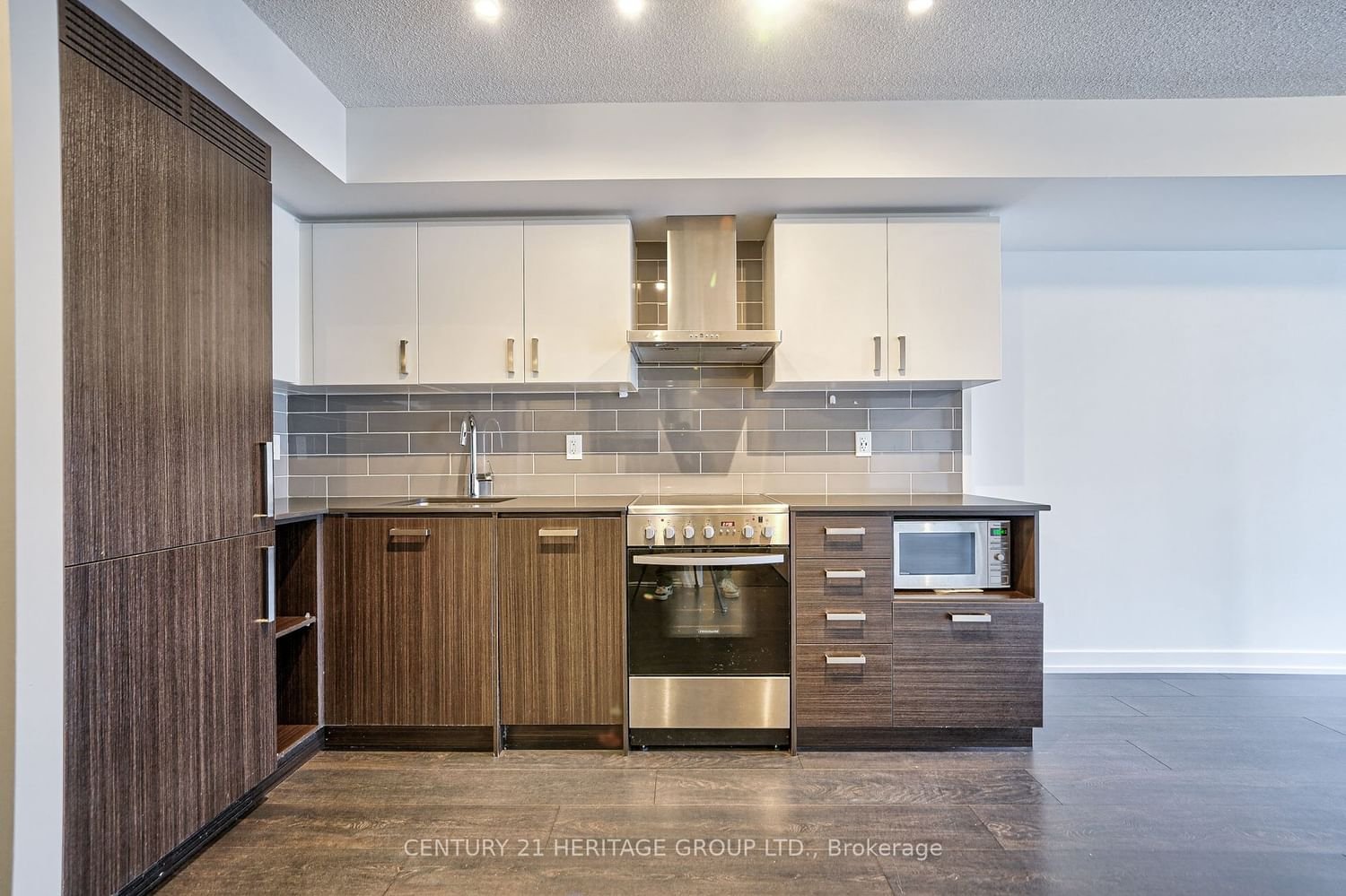125 Redpath Ave, unit 804 for sale - image #11