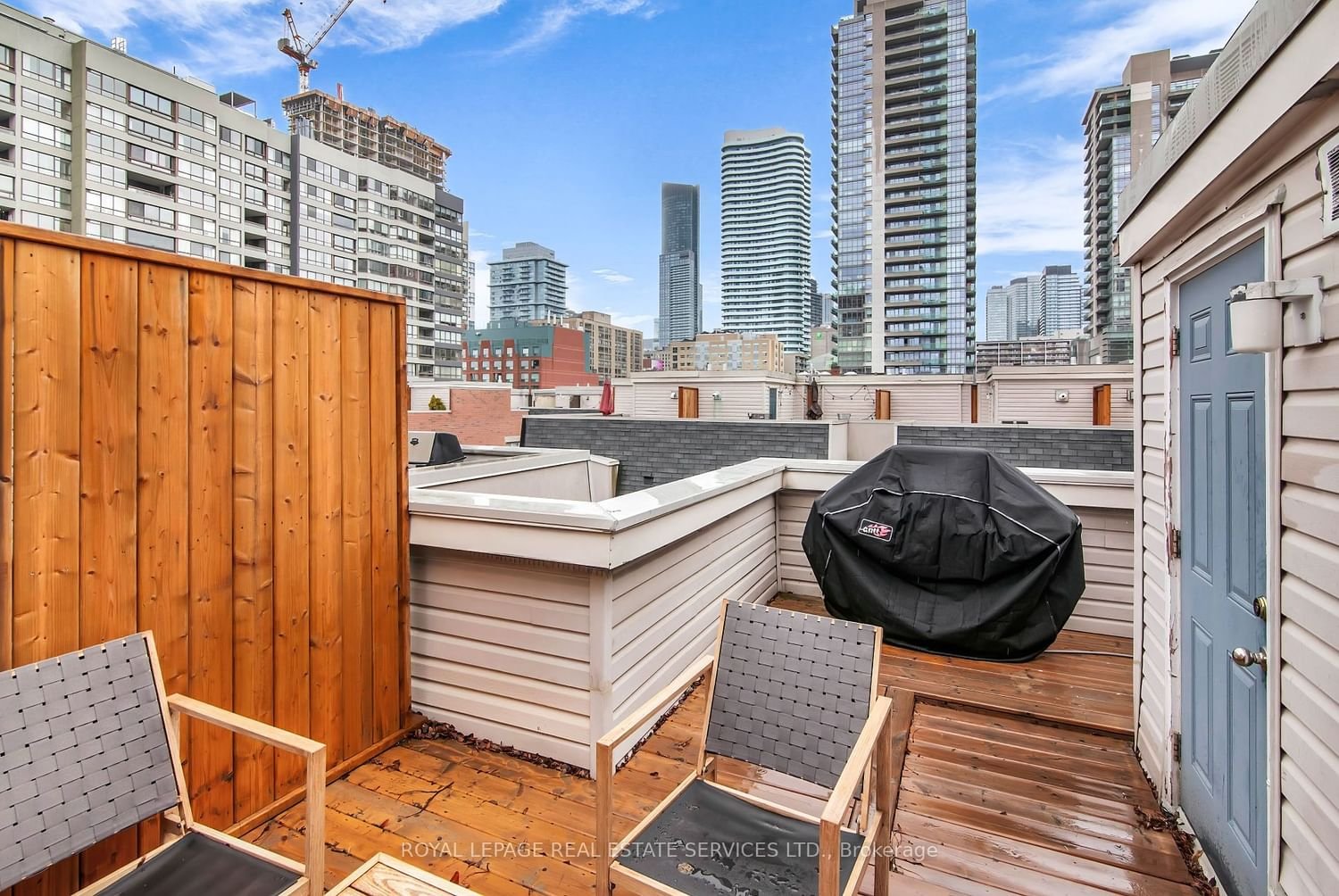 415 Jarvis St, unit 359 for rent - image #34