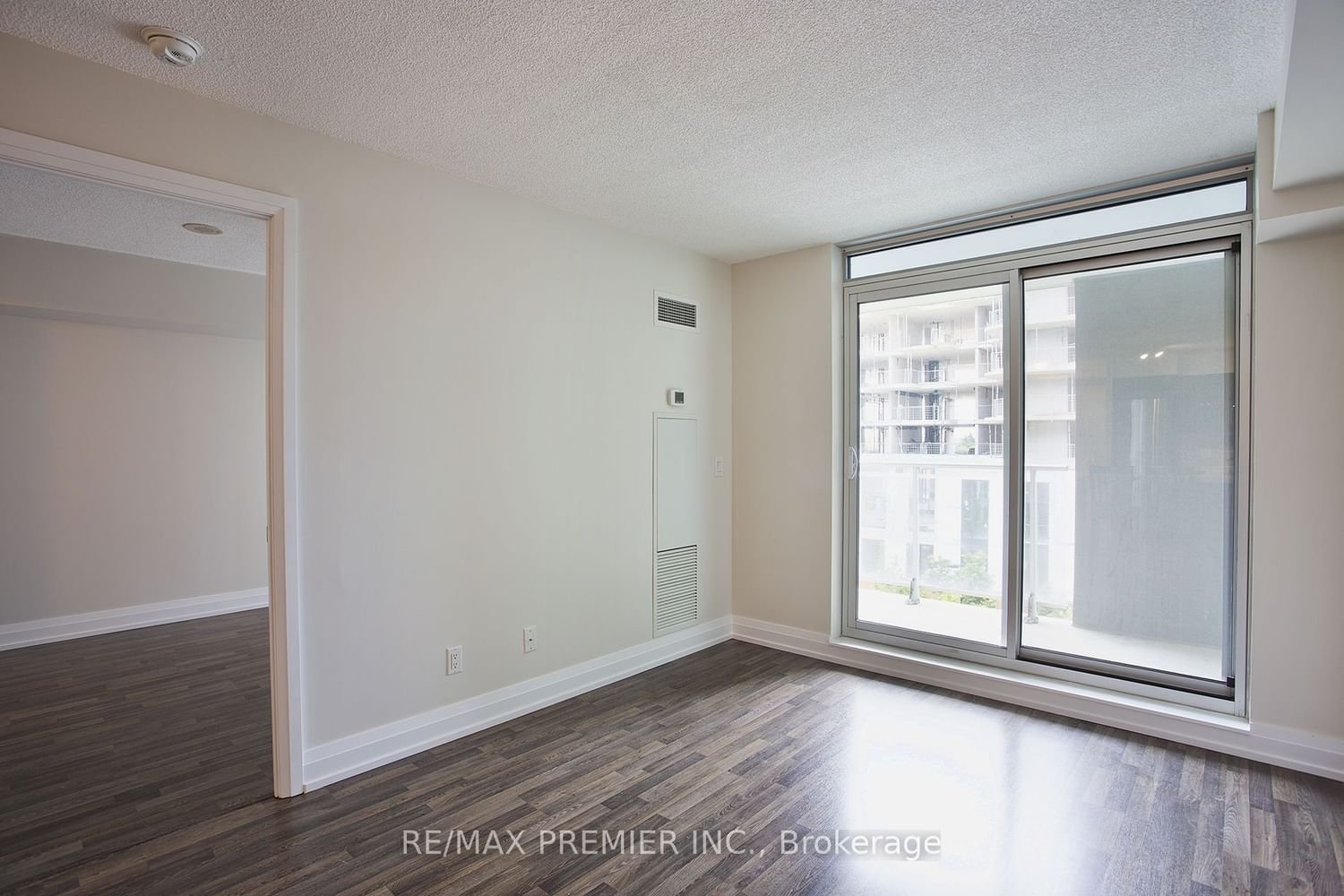 565 Wilson Ave, unit 319 W for rent - image #9