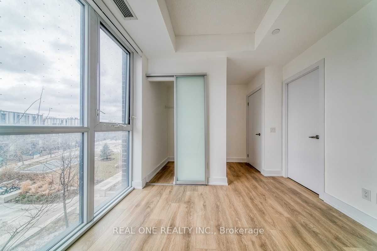 128 Fairview Mall Dr, unit 215 for rent - image #12