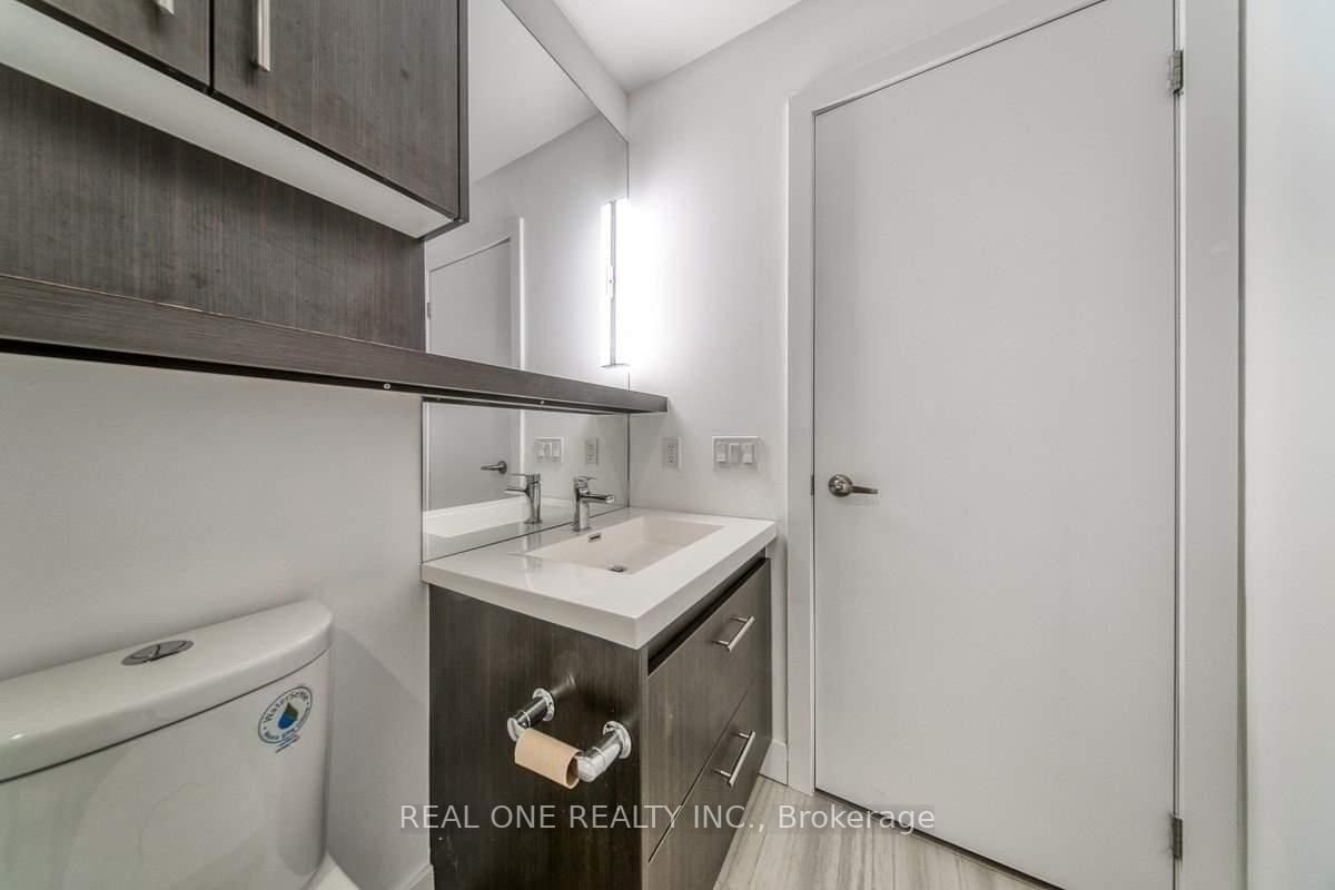 128 Fairview Mall Dr, unit 215 for rent - image #15