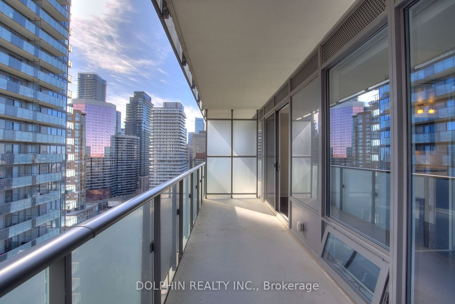 65 St Mary St, unit 1701 for sale - image #11