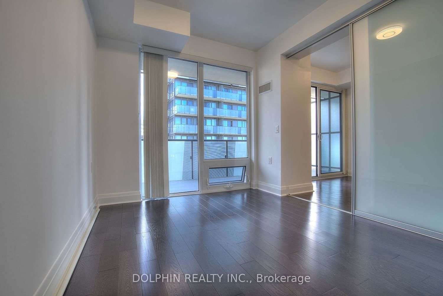 65 St Mary St, unit 1701 for sale - image #3