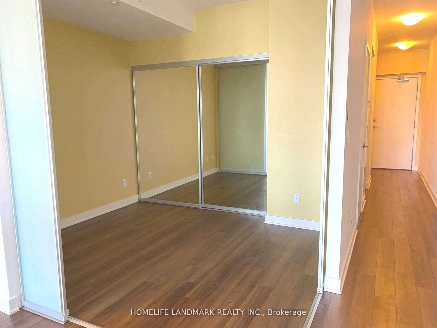 210 Simcoe St, unit 1809 for rent - image #8