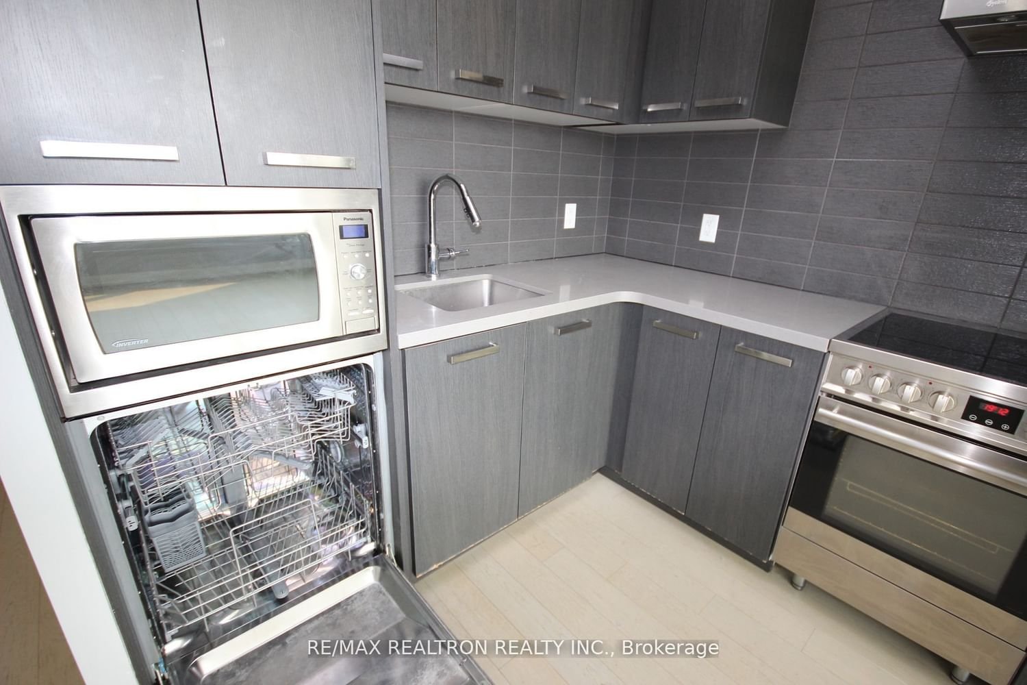 120 Bayview Ave, unit S503 for rent - image #8