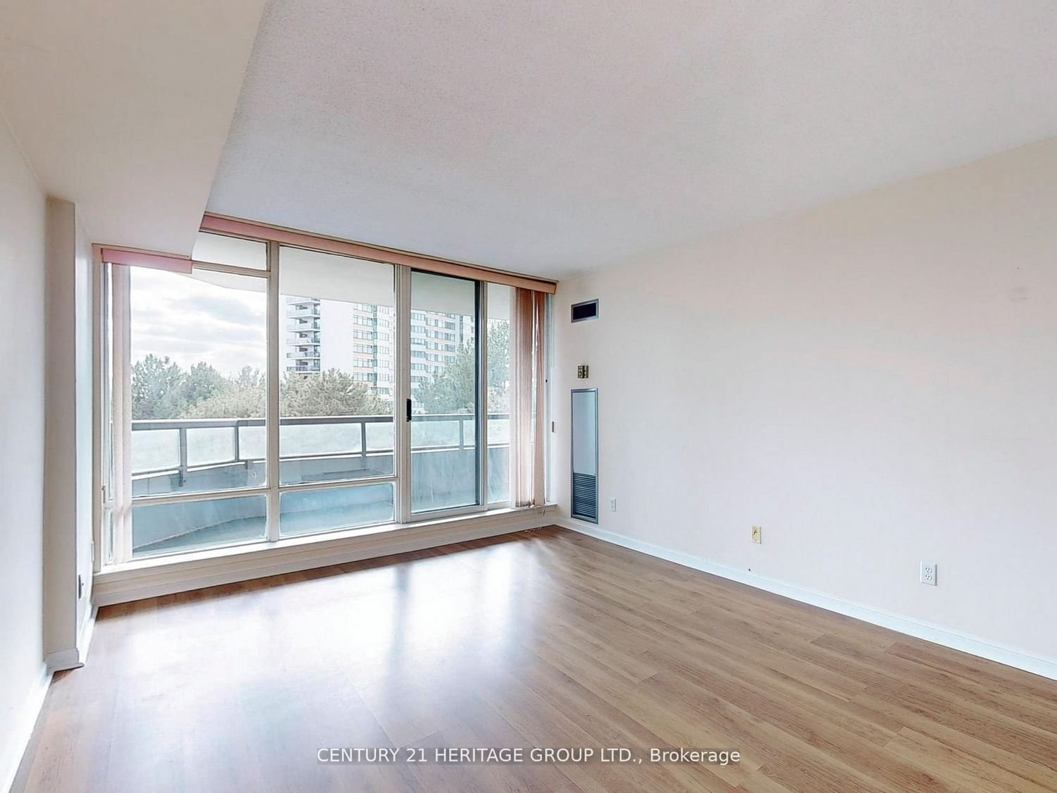 1131 Steeles Ave W, unit 410 for sale - image #18