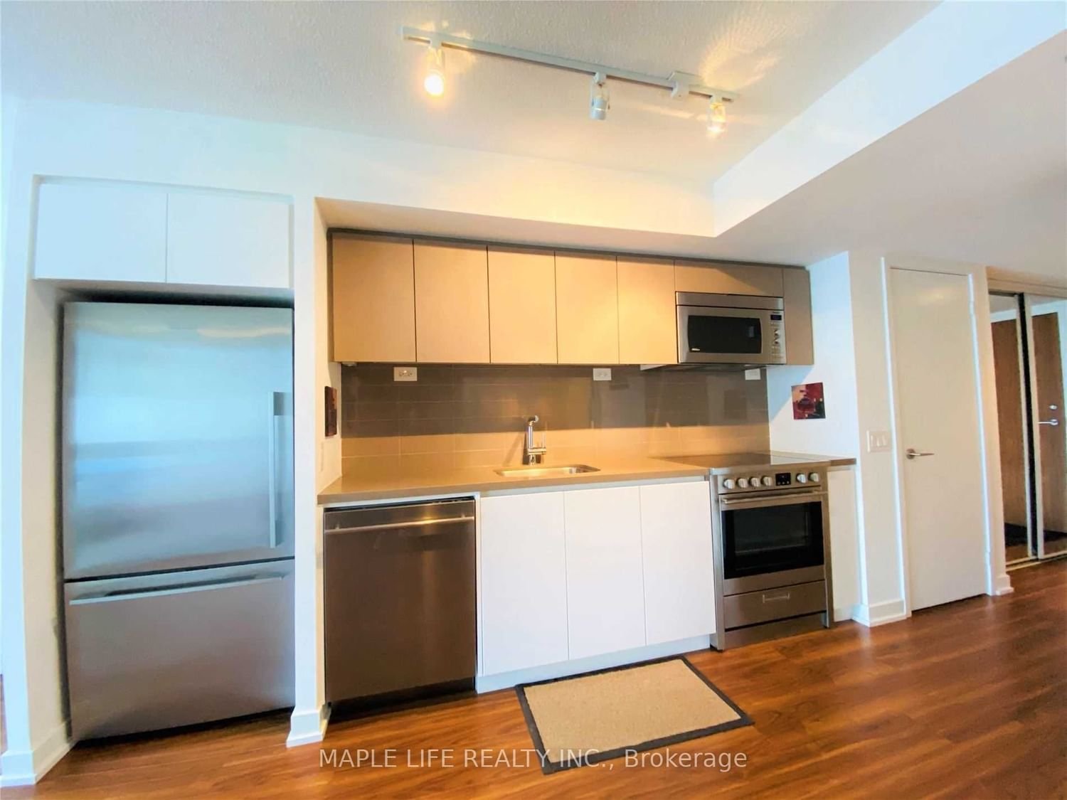 75 Queens Wharf Rd, unit 805 for sale - image #7