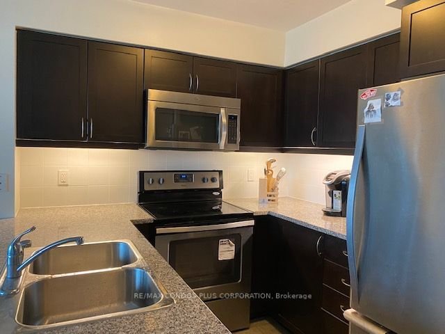 25 Lower Simcoe St, unit 1217 for rent - image #28