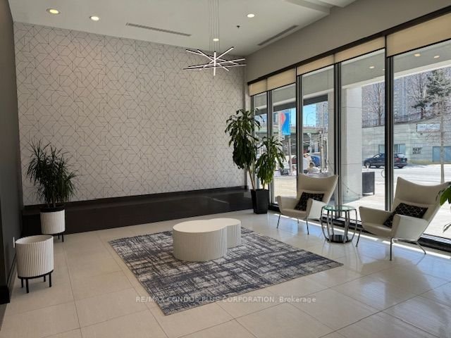 25 Lower Simcoe St, unit 1217 for rent - image #3