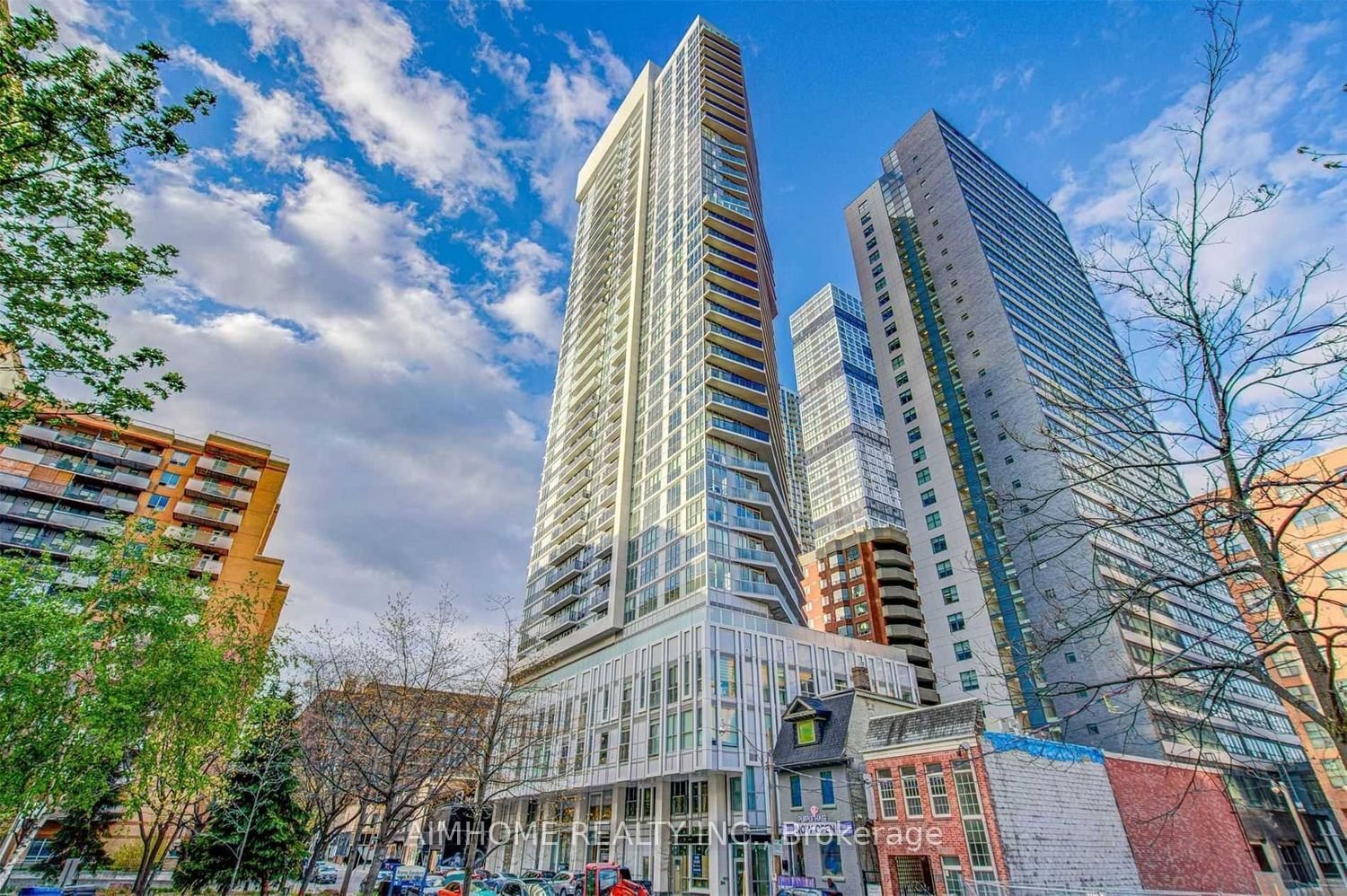 77 Mutual St, unit 1106 for rent - image #1