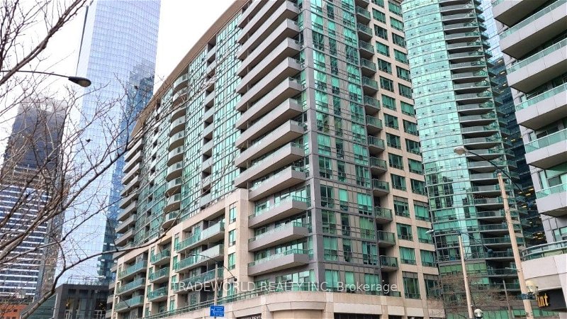 51 Lower Simcoe St, unit 626 for rent - image #1
