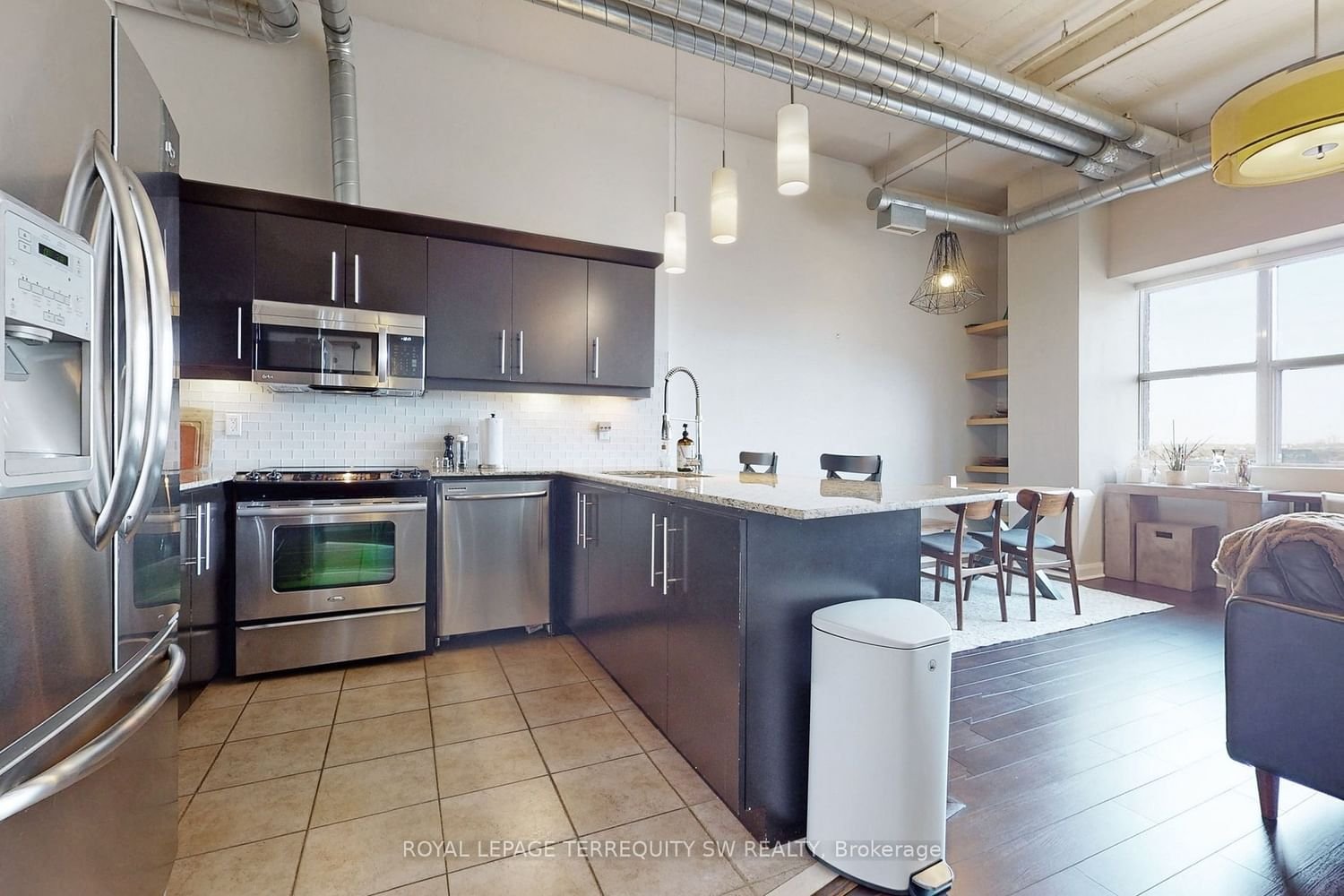 700 King St W, unit 1101 for rent - image #14