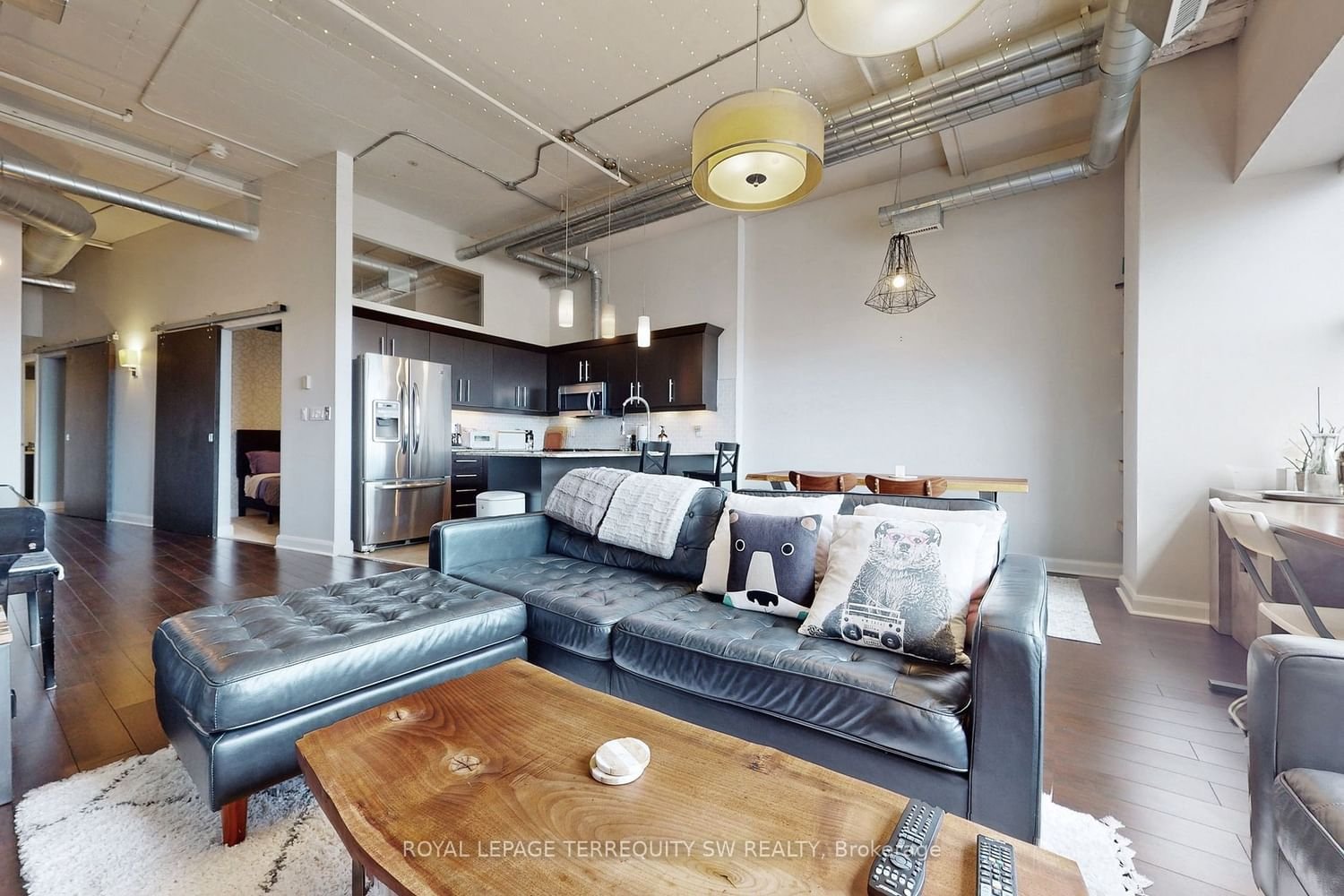 700 King St W, unit 1101 for rent - image #8