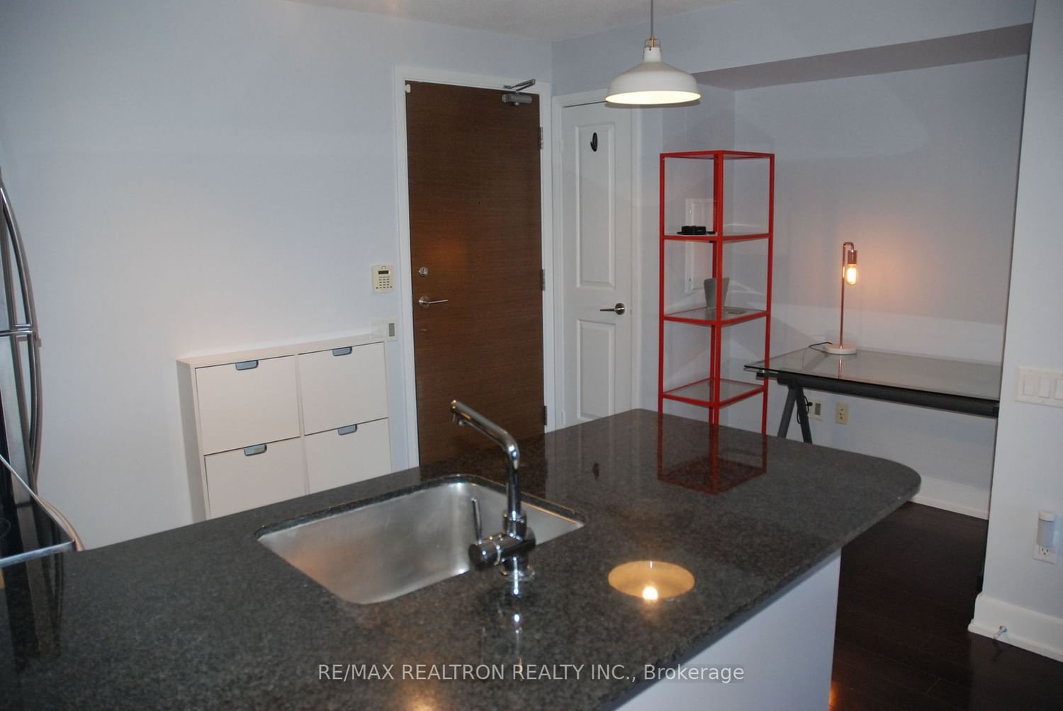 23 Sheppard Ave E, unit 807 for rent - image #7
