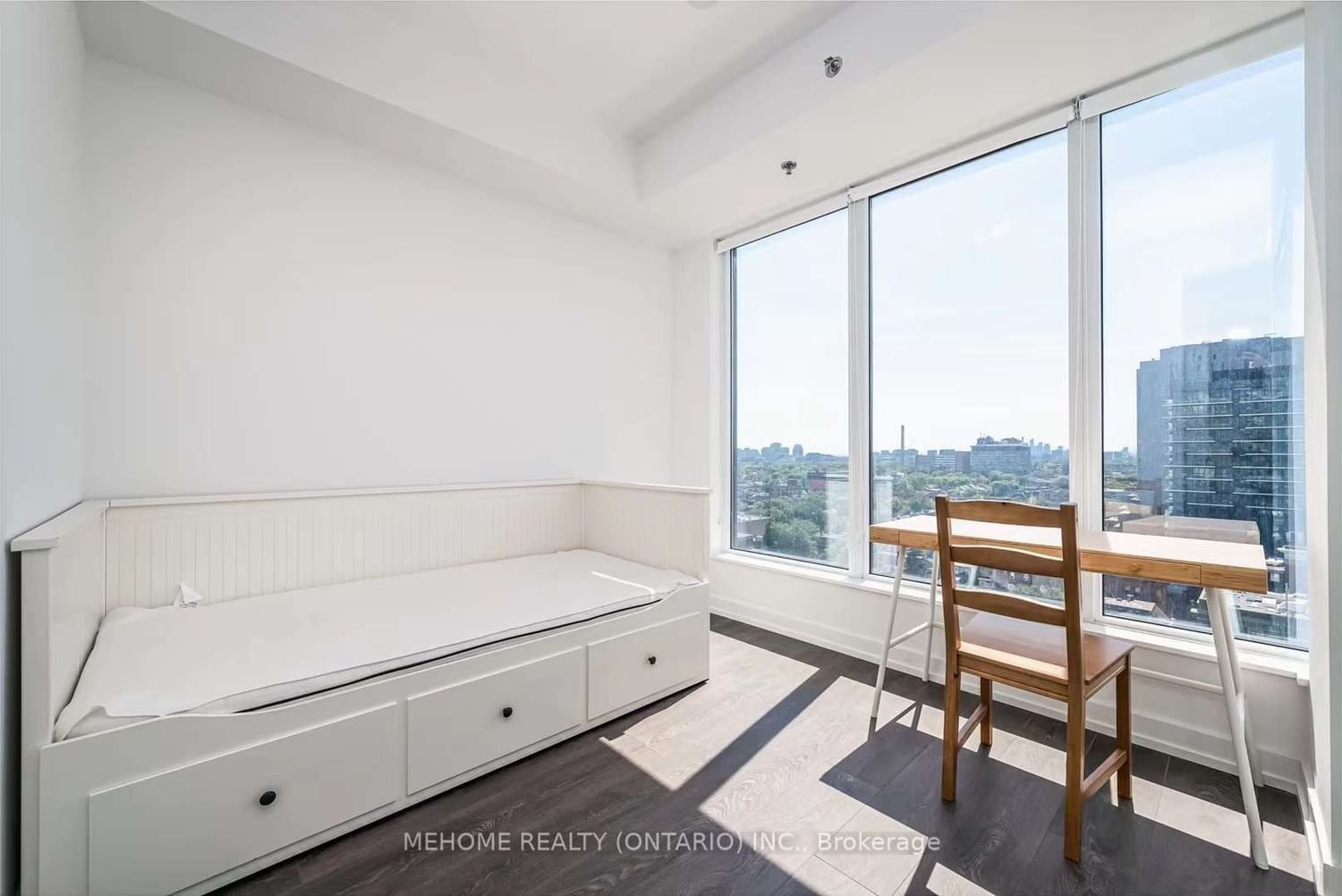 203 College St, unit 1303 for rent - image #7