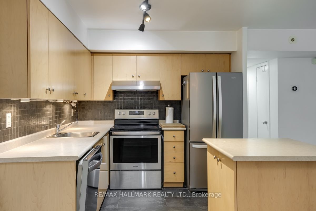 415 Jarvis St, unit 129 for rent - image #11