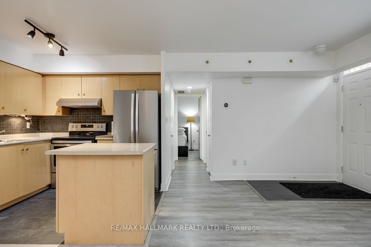 415 Jarvis St, unit 129 for rent - image #13