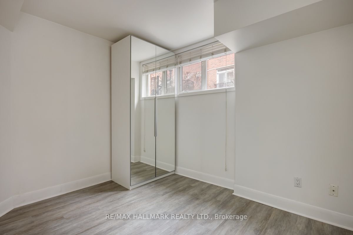 415 Jarvis St, unit 129 for rent - image #18