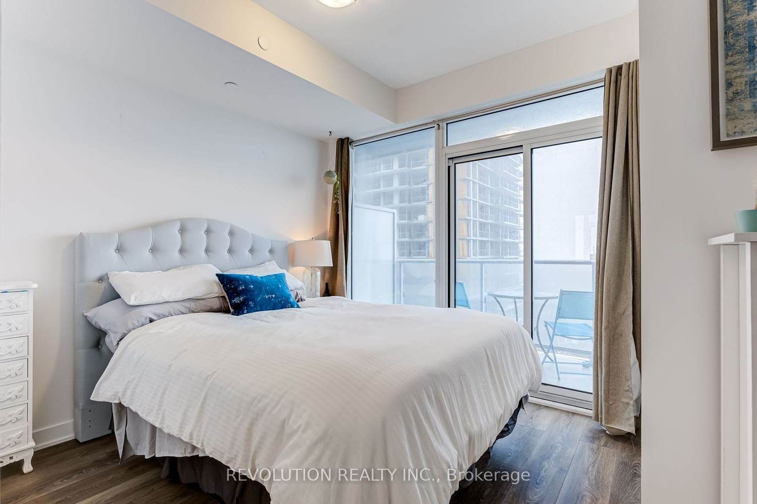 99 Broadway Ave, unit 2903 for rent - image #13