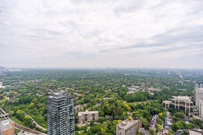 1 Yorkville Ave, unit 5103 for sale - image #37
