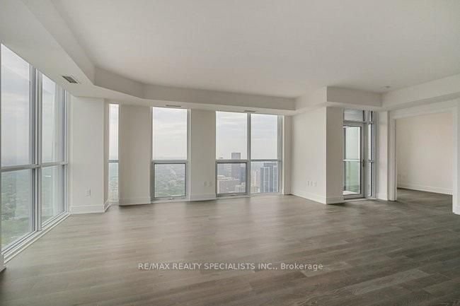 1 Yorkville Ave, unit 5103 for sale - image #7