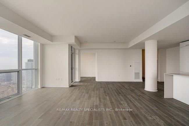 1 Yorkville Ave, unit 5103 for sale - image #8