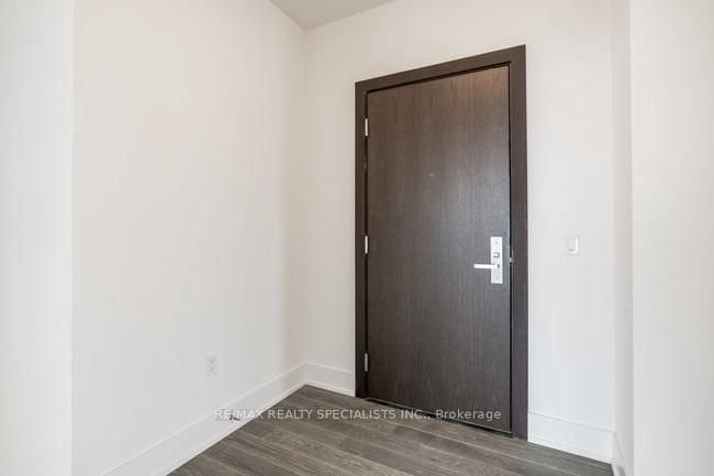 1 Yorkville Ave, unit 5103 for rent - image #2