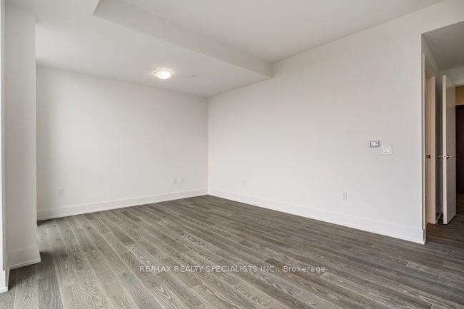 1 Yorkville Ave, unit 5103 for rent - image #30
