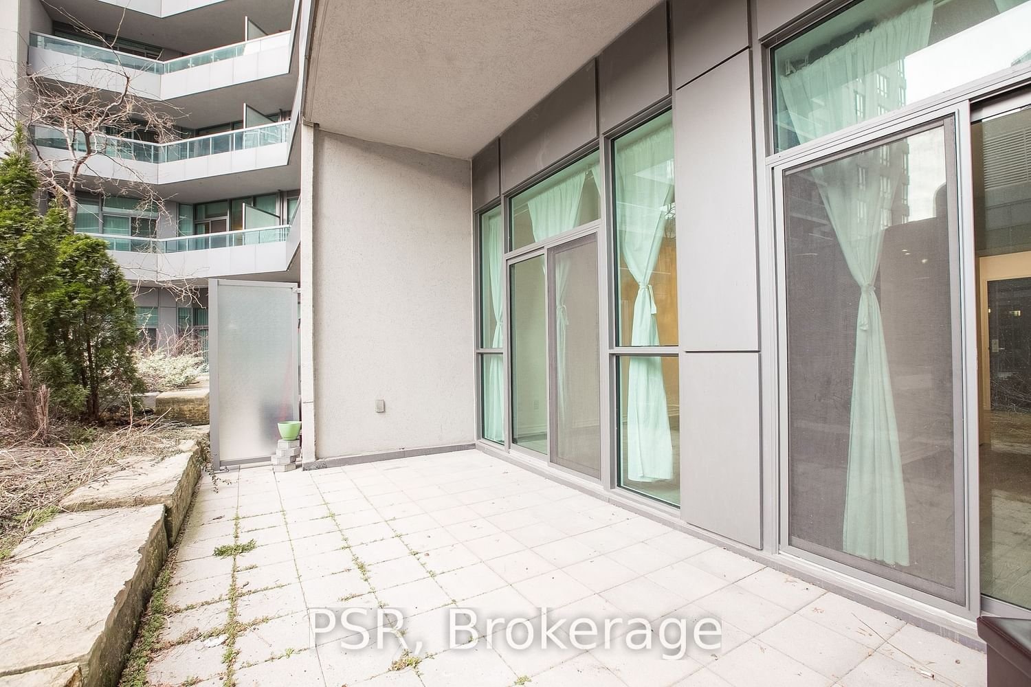 25 Lower Simcoe St, unit 226 for rent - image #11