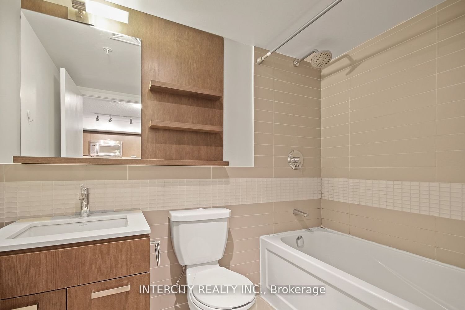 295 Adelaide St W, unit 517 for rent - image #5