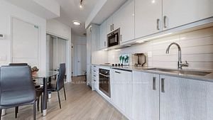 77 Mutual St, unit 1702 for sale - image #9