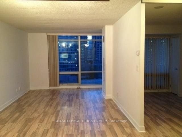 81 Navy Wharf Crt, unit 811 for rent - image #4