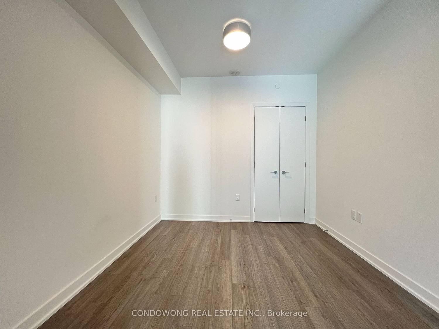 357 King St W, unit 2205 for rent - image #4