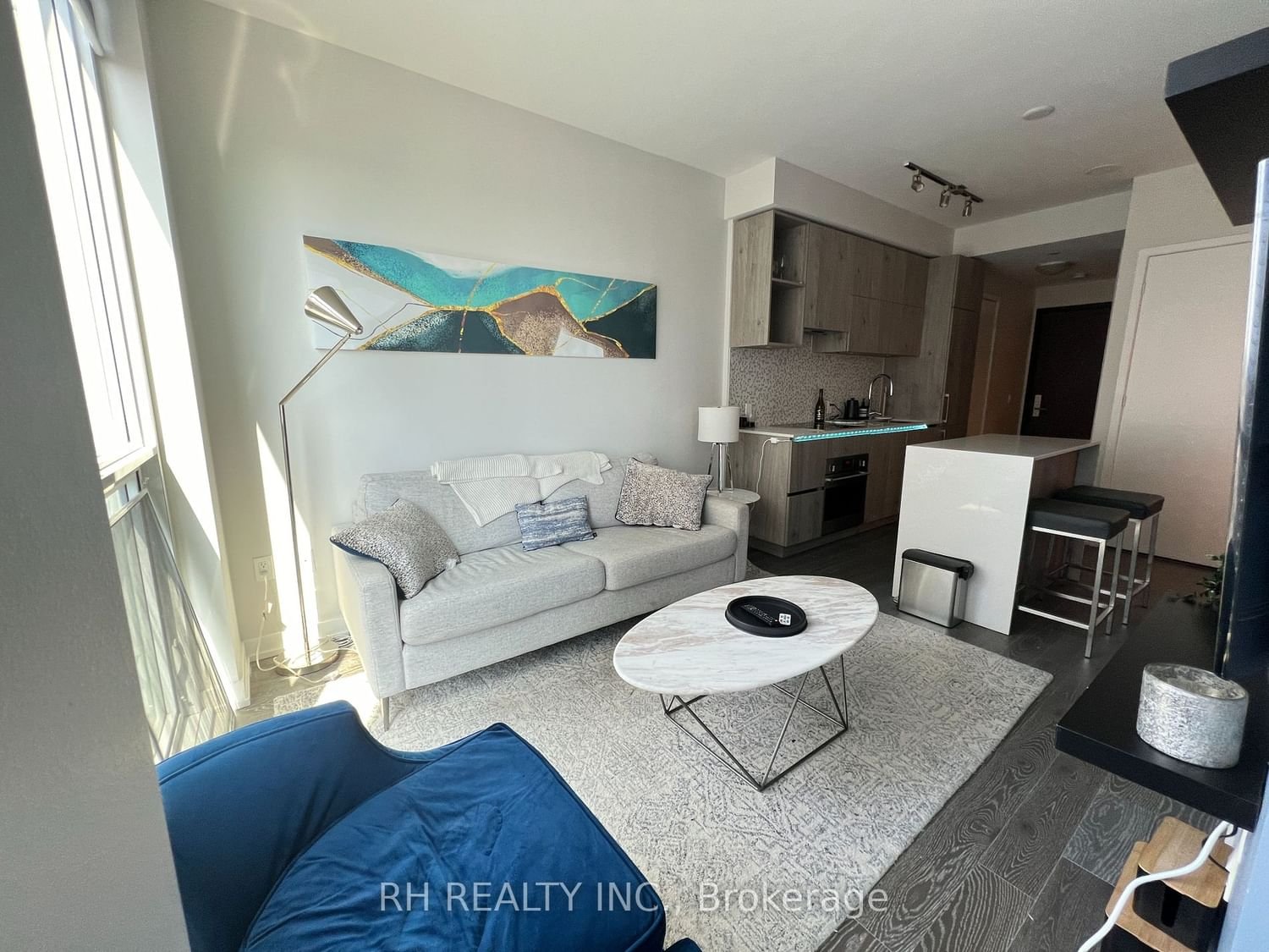 1 Yorkville Ave, unit 4104 for rent - image #8