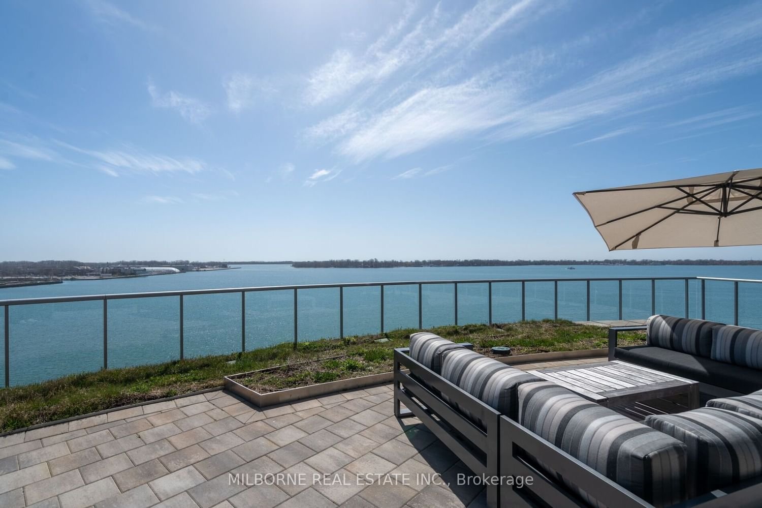 1 Edgewater Dr, unit 703 for sale - image #22