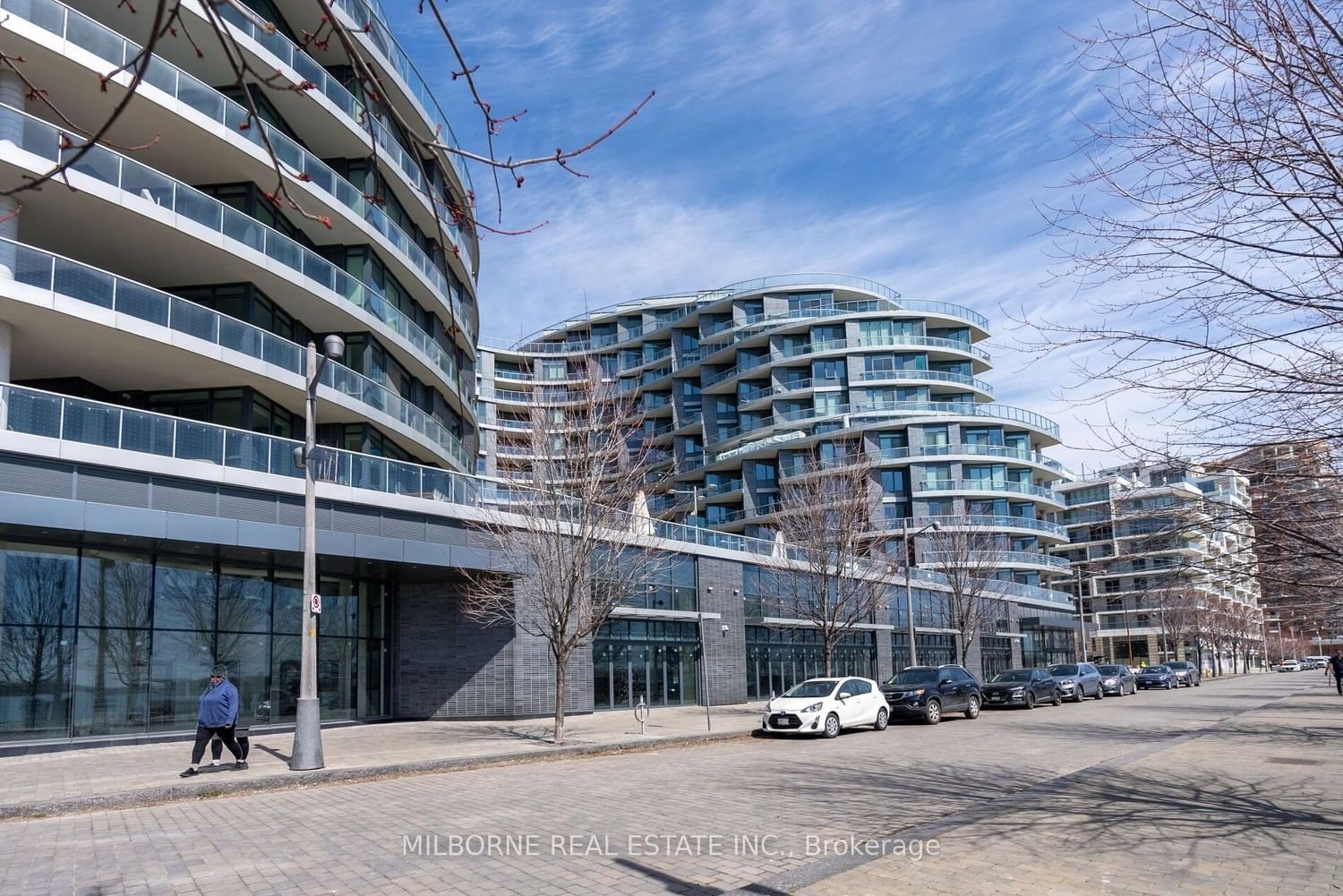1 Edgewater Dr, unit 703 for sale - image #34