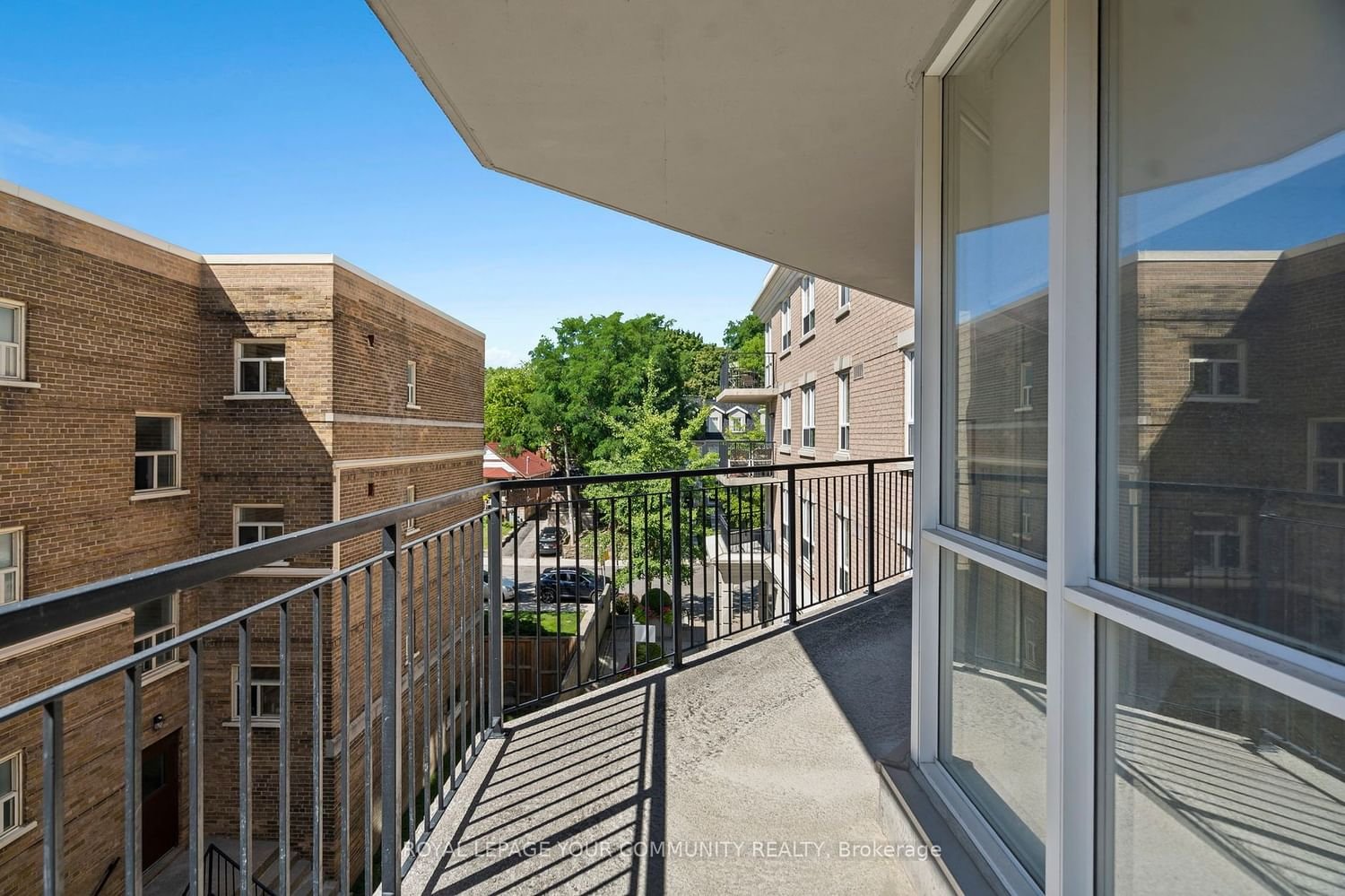55 Lorindale Ave, unit 301 for sale - image #10