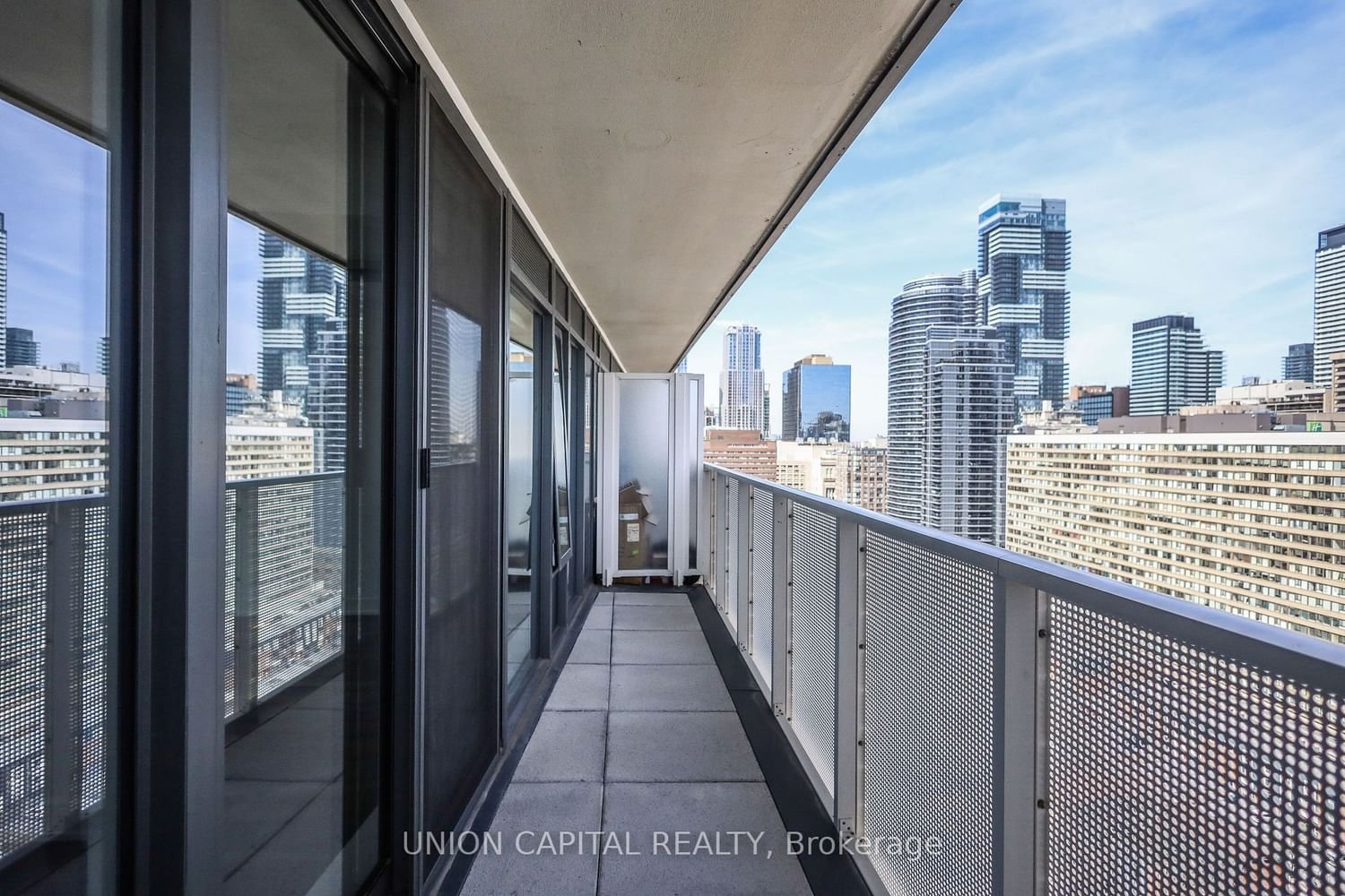 89 Mcgill St, unit 1904 for rent - image #20
