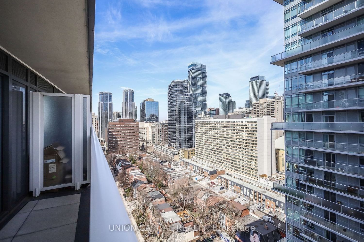89 Mcgill St, unit 1904 for rent - image #22