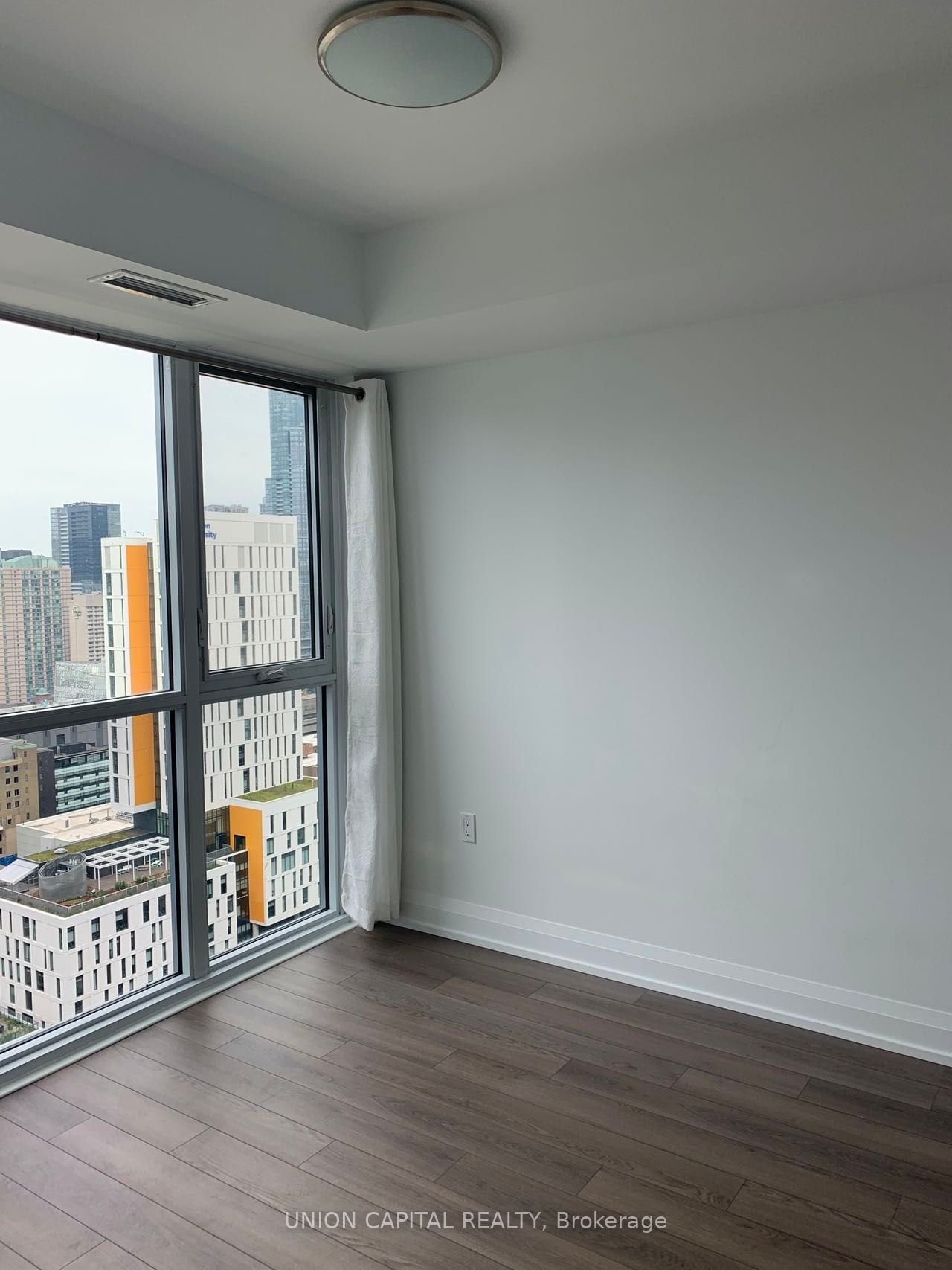 77 Mutual St, unit 3307 for rent - image #7