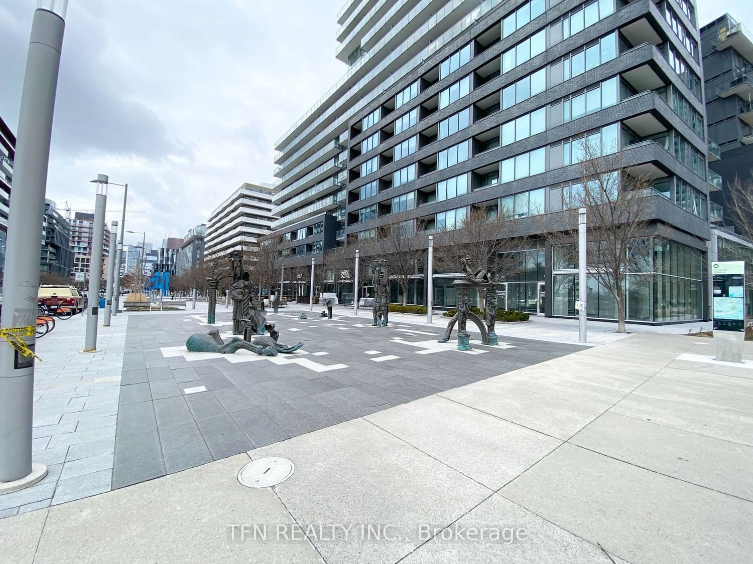 120 Bayview Ave, unit N123 for rent - image #2